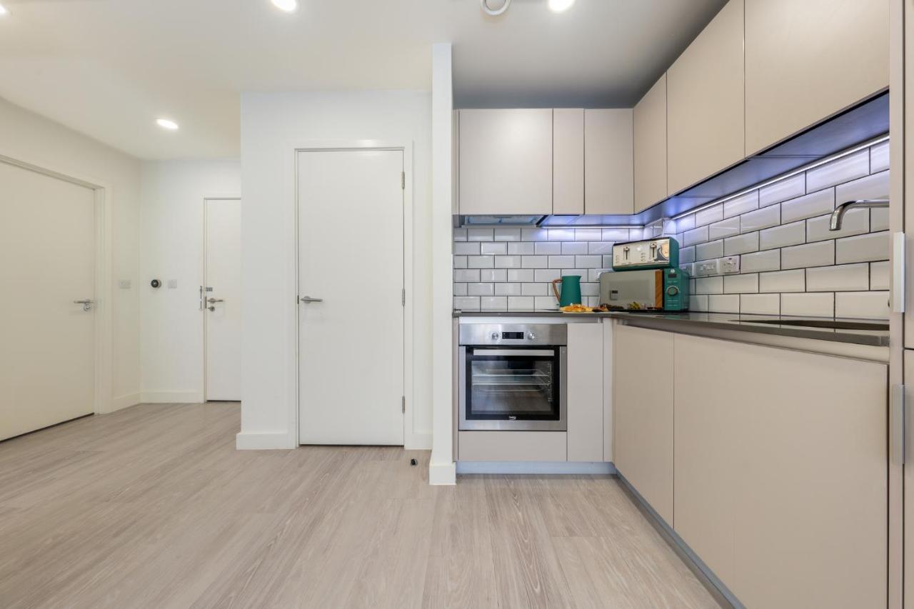 Luxury One Bedroom Serviced Apartment In The Heart Of Bedford Extérieur photo